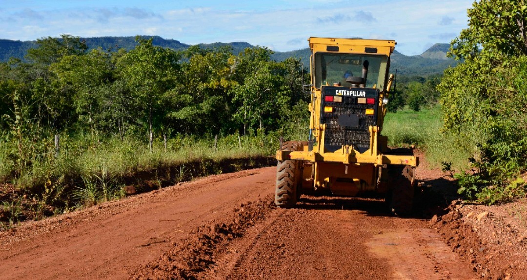 Prefeitura de Palmas intensifica obras de melhorias em estradas vicinais da capital