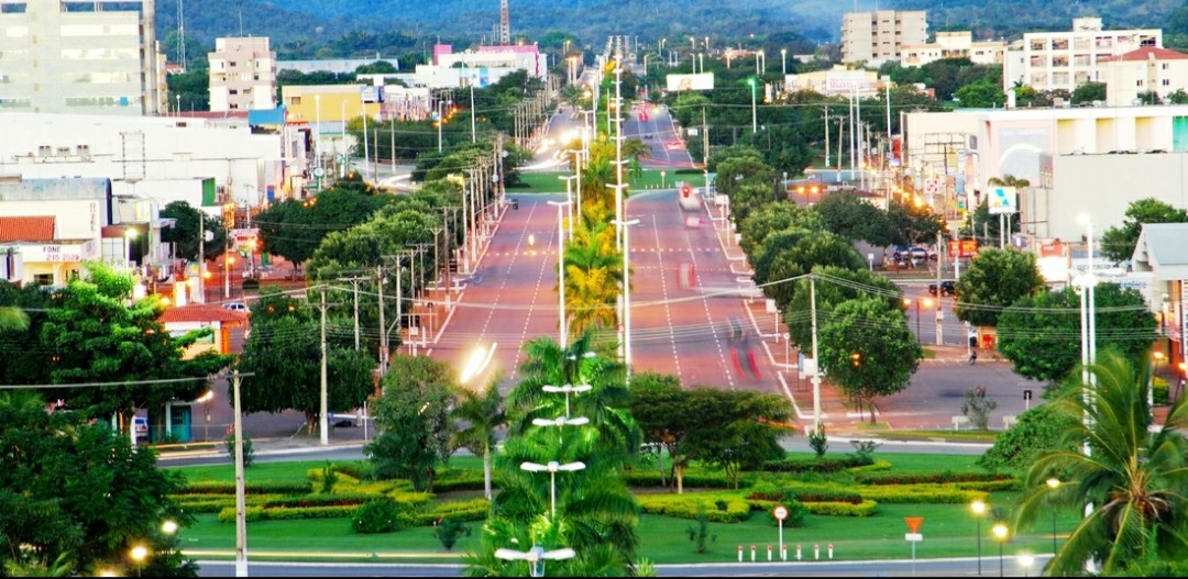 Com R$ 480 mil de investimento, prefeitura de Palmas firma parceria com energisa para revitalizar a iluminação da Avenida JK