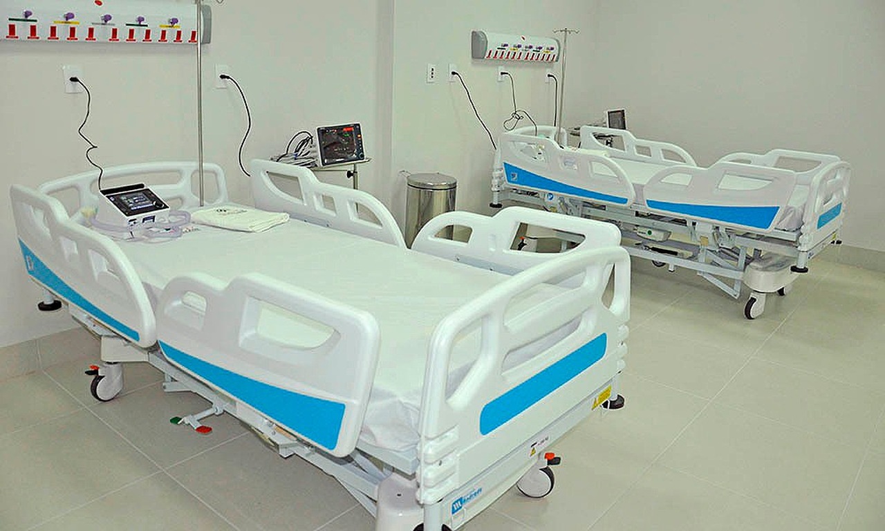 Estado entrega 10 novos leitos de UTI/Covid e medicamentos para hospitais de Araguaína