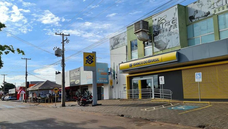 Polêmica! Banco do Brasil fecha única agência do Aureny III, bairro mais populoso de Palmas, e revolta moradores