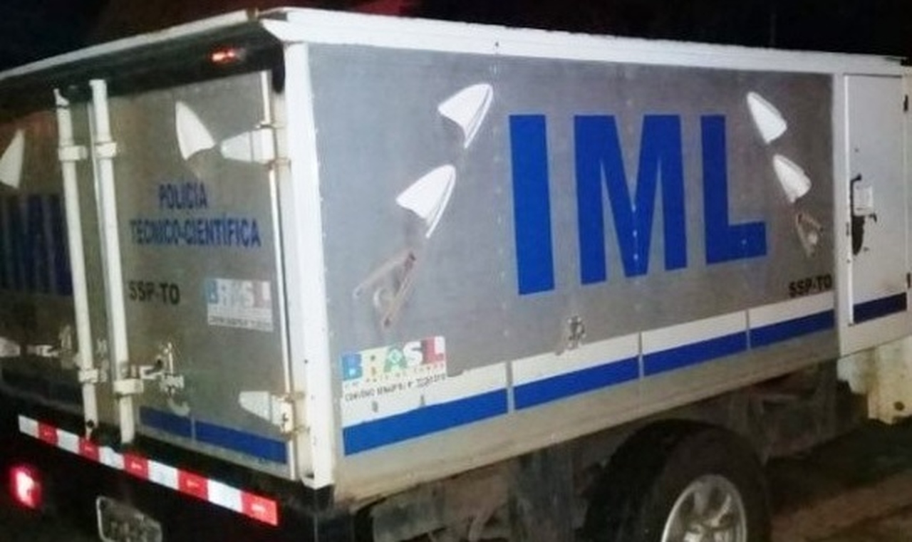 Ambulância bate em motocicleta e garupa morre na TO-050, entre Palmas e Porto Nacional