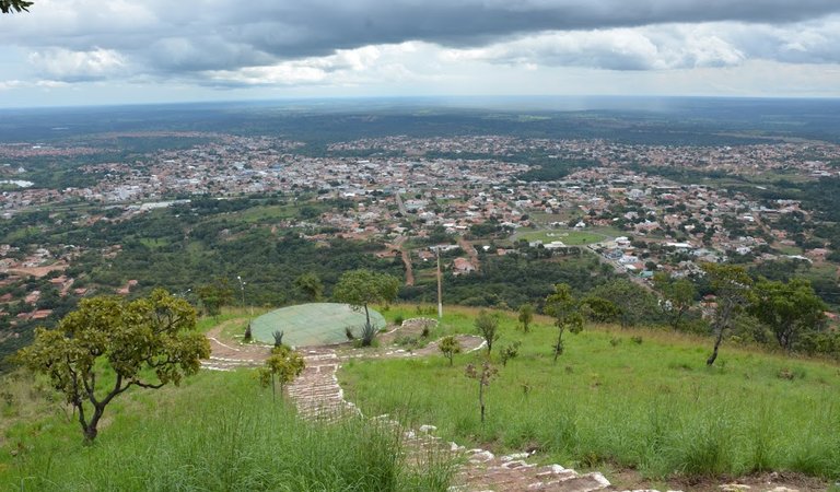 Em Paraíso do Tocantins, mulher sofre traumatismo craniano após ser atropelada e arremessada a quatro metros de distância