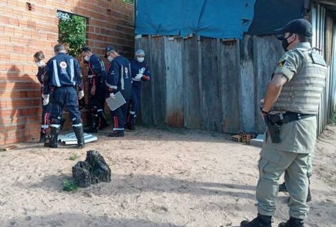 Dupla suspeita de roubar moto em Araguaína morre após troca de tiros com a PM