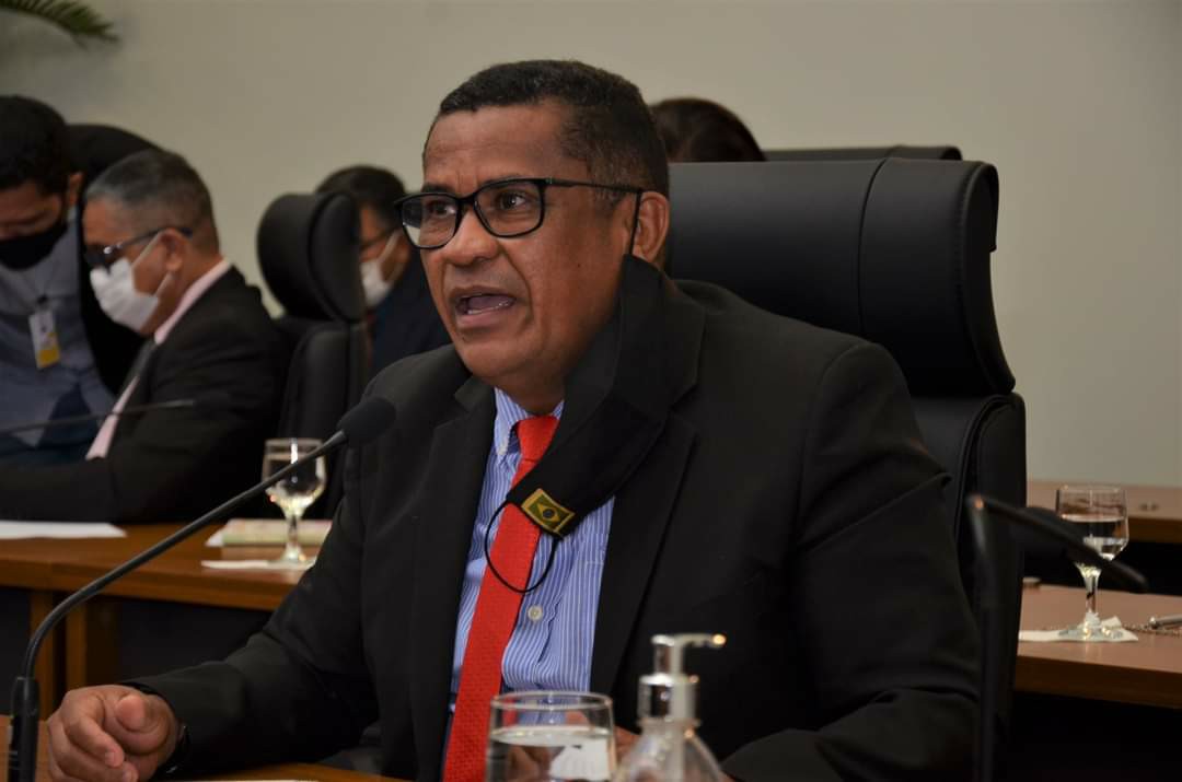 Vereador Sgt. Junior Brasão apresenta requerimento para estender o horário de funcionamento das feiras livres em Palmas