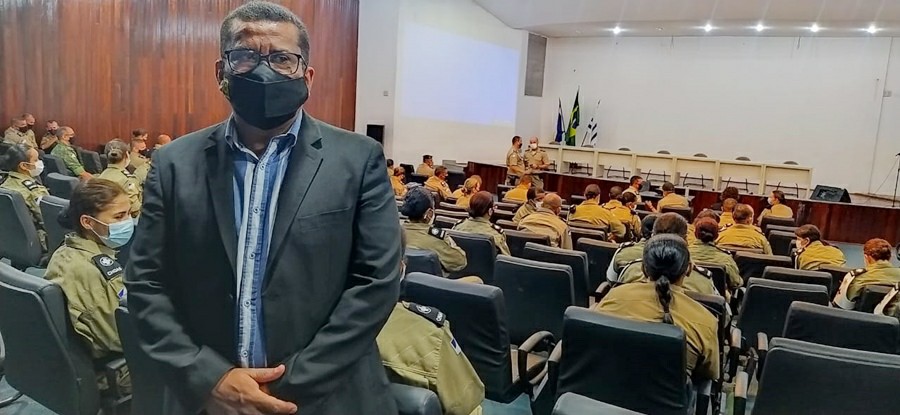 Sgt. Júnior Brasão participa da aula inaugural dos cursos de habilitação de oficiais no Quartel do Comando Geral