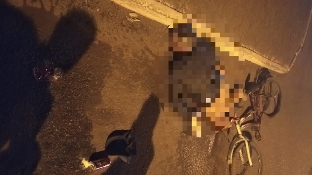 Motorista de caminhão mata ciclista atropelado no centro de Marianópolis e foge do local