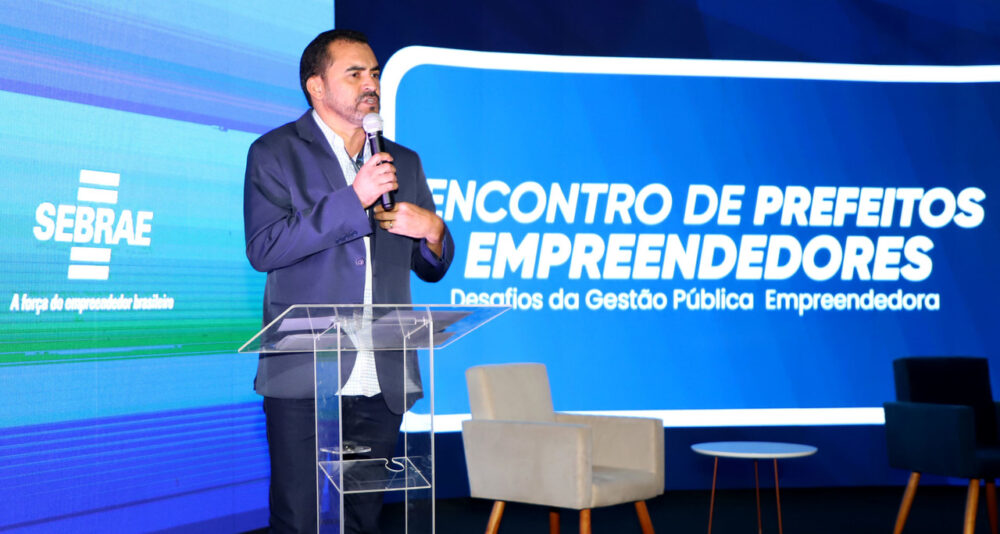 Wanderlei Barbosa participa da abertura do 1° Encontro de Prefeitos Empreendedores do Tocantins e reforça parceria do Estado com municípios