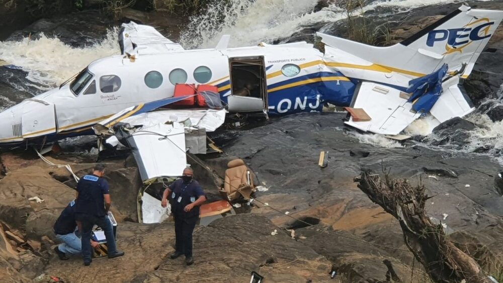 Acidente aéreo que matou Marília Mendonça completa 1 semana; veja o que se sabe até agora