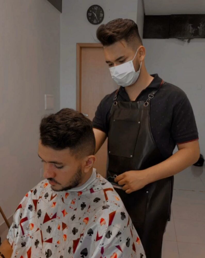 Empreendedorismo: Com apenas 22 anos de idade, jovem de Palmas monta sua própria barbearia e conquista clientes de todas as regiões da Capital