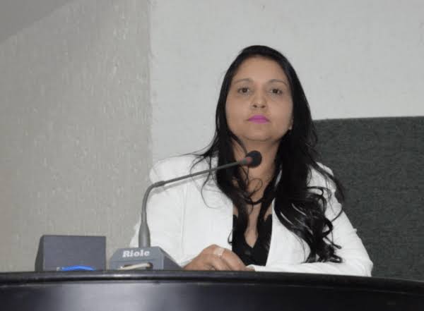 Em defesa das mulheres do Tocantins, Deputada apresenta novo anteprojeto que garante distribuição gratuita de absorventes