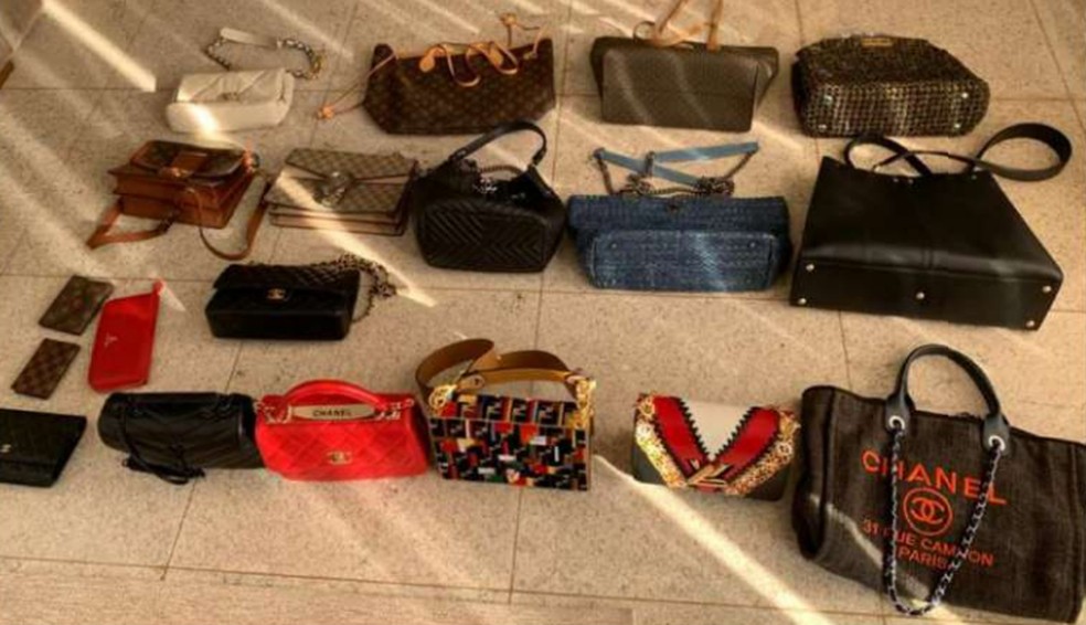 Marcas de luxo pedem acesso ao processo que afastou o governador Carlesse após PF encontrar bolsas falsas durante as buscas