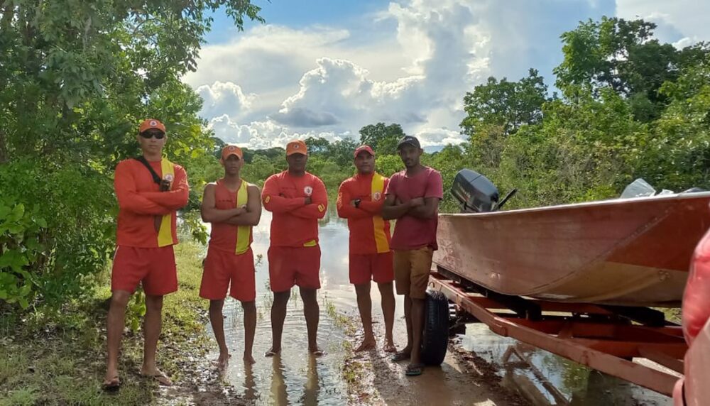 Wanderlei Barbosa determina criação de força-tarefa para dar suporte às vítimas das enchentes no Tocantins