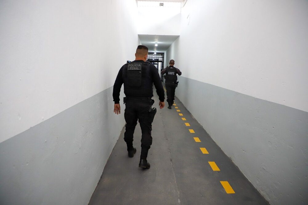 Wanderlei Barbosa sanciona o Plano de Cargos, Carreira e Subsídio dos Policiais Penais do Tocantins; confira