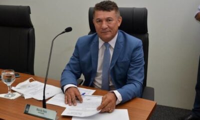 Márcio Reis tem mais um pedido atendido pela prefeitura e a revitalização do campo de futebol da Escolinha Gutemberg Filho, no Taquari, é realizada