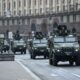 Lei Marcial: Ucrânia proíbe homens de deixar o país; entenda