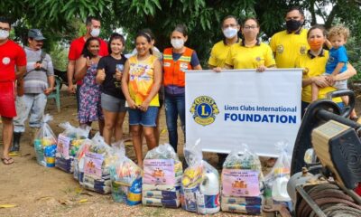 Impactados pelas enchentes, moradores de São Miguel do TO recebem colchões e kits de higiene