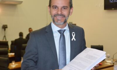 Autor da lei que cria o Dia do Católico em Palmas, Mauro Lacerda solicita a criação da Frente Parlamentar Católica na Câmara de Palmas