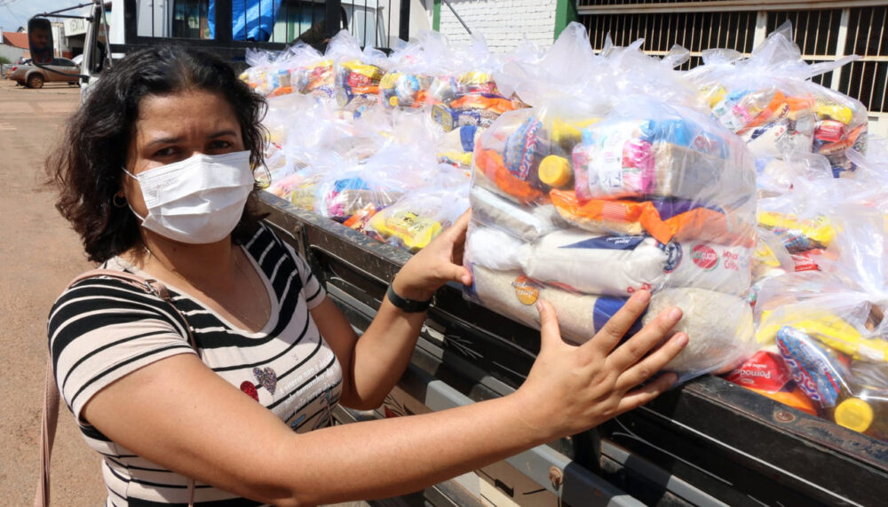 Famílias tocantinenses são atendidos pelo Governo do TO com 115 toneladas de alimentos