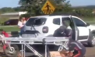 Motociclista fratura a mão após colidir com traseira de carro na BR-010, em Palmas