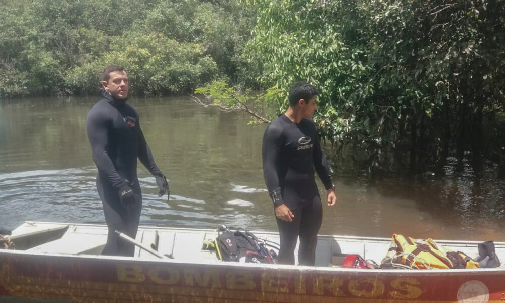 Bombeiros resgatam corpo de pescador que se afogou no Rio Pium