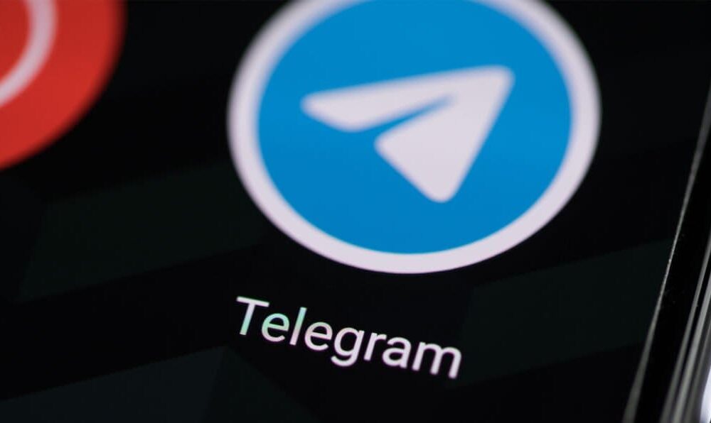 Justiça manda suspender Telegram e impõe multa de R$ 1 milhão à empresa