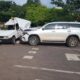Vendedor de panelas tem carro e produtos destruídos após acidente na região sul de Palmas