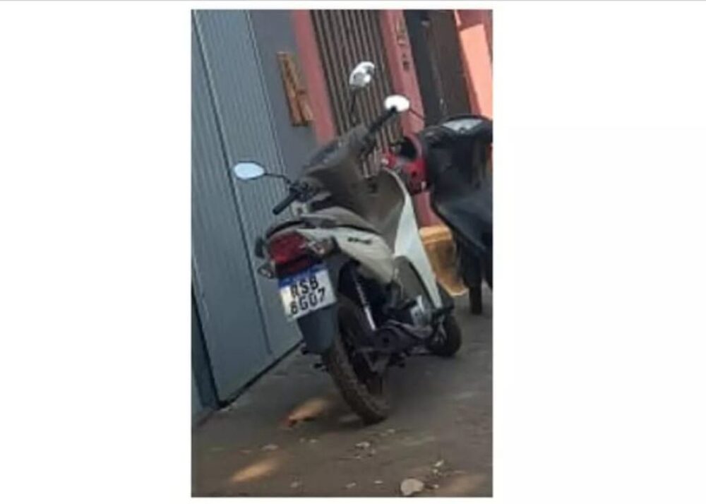 Designer de unhas de Palmas tem moto roubada no próprio local de trabalho e faz apelo para que o veículo possa ser encontrado