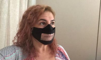 Volta às aulas: Professores da UFT que atendem alunos surdos recebem máscara especial para permitir leitura labial