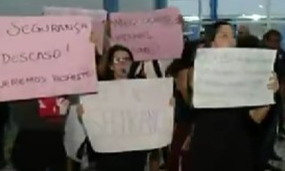 Estudantes da Unirg fazem protesto após um homem não identificado entrar no banheiro feminino do campus para filmar mulheres