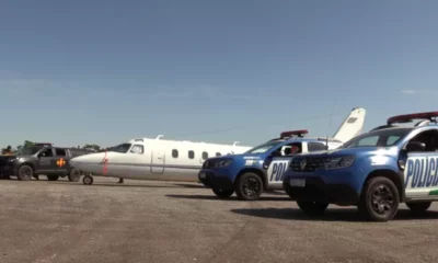 Trio suspeito de integrar quadrilha que usava aviões para tráfico internacional de drogas é preso pela PF e transferido para Palmas
