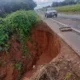 BR-153 interditada: Erosão ameaça engolir trecho da rodovia em Colinas do TO