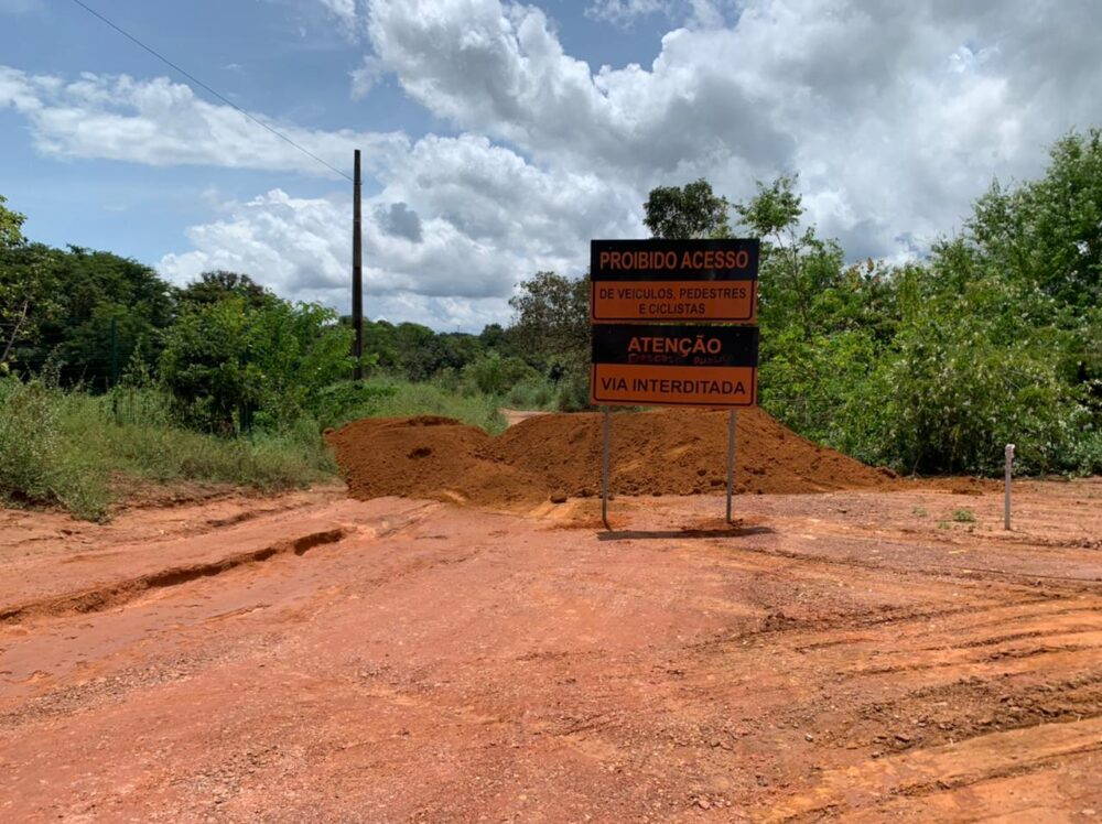Em Palmas, vândalos impedem Defesa Civil de interditar via de acesso a barragem que corre risco de desabamento