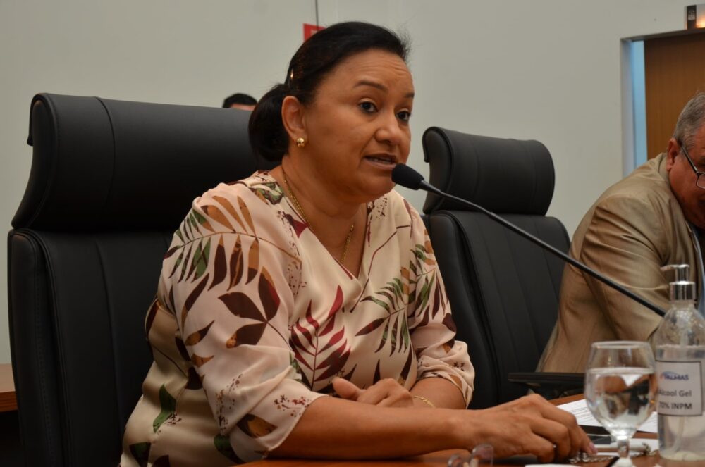 Pedido de correção do asfalto na Arse 122, em Palmas, é feito pela vereadora Iolanda Castro através de ofício