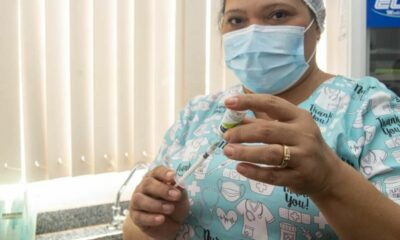 Imunizantes contra a Gripe, Covid-19 e Tríplice Viral continuam disponíveis nas USFs em Palmas