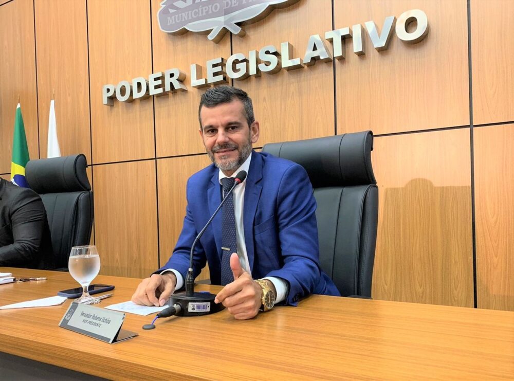 Vereador Mauro Lacerda vota favorável ao novo Plano de Cargos, Carreiras e Salários para servidores do Legislativo Municipal