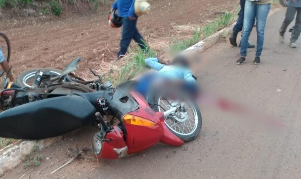 Motociclista tem perna dilacerada após ser atingido por carro que invadiu a contramão em Palmas; autor confessou que bebeu
