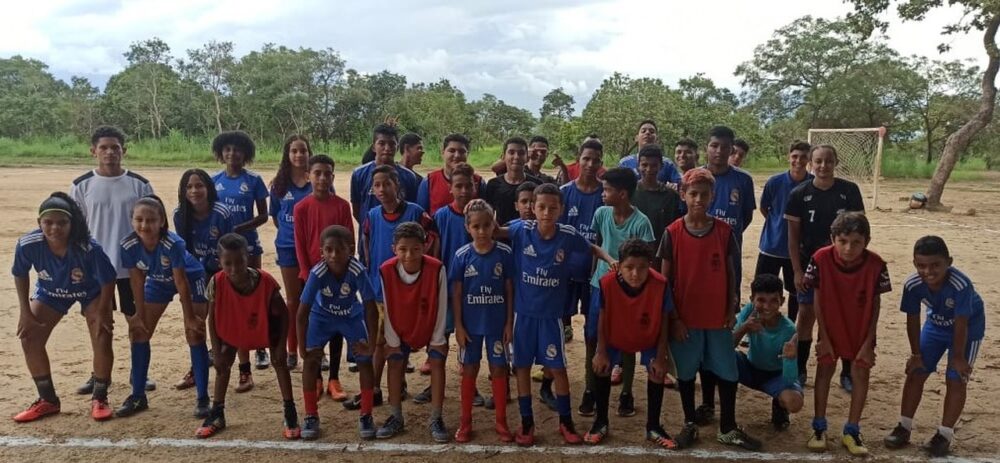 MATÉRIA ESPECIAL: Conheça a Escolinha de Futebol 'Real 13', do Setor Santa Bárbara, na região sul de Palmas, que incentiva o esporte entre jovens