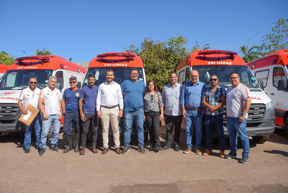 Prefeitura de Palmas recebe cinco novas ambulâncias do Ministério da Saúde