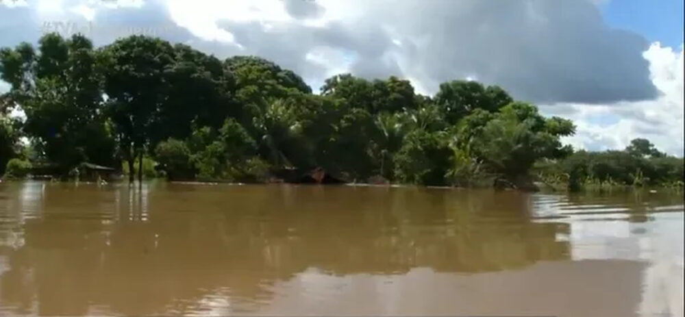 Após seis meses da enchente em Miracema, moradores de povoado continuam tentando reconstruir casas