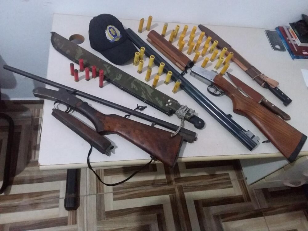 Dupla é presa por porte ilegal de arma de fogo na zona rural de Aragominas do Tocantins