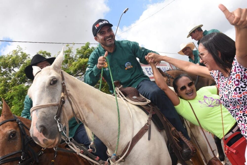 Governador Wanderlei Barbosa participa de cavalgadas e destaca cultura tocantinense; saiba detalhes