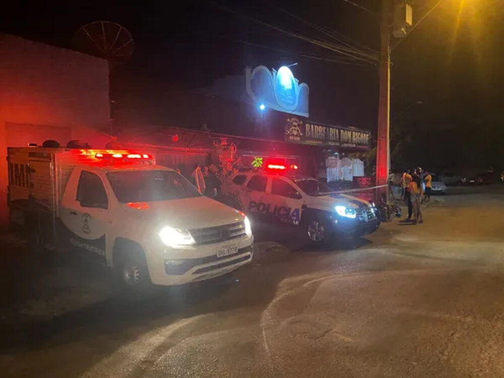 Homem é surpreendido por atiradores e é morto enquanto trabalhava em barbearia na região norte de Palmas