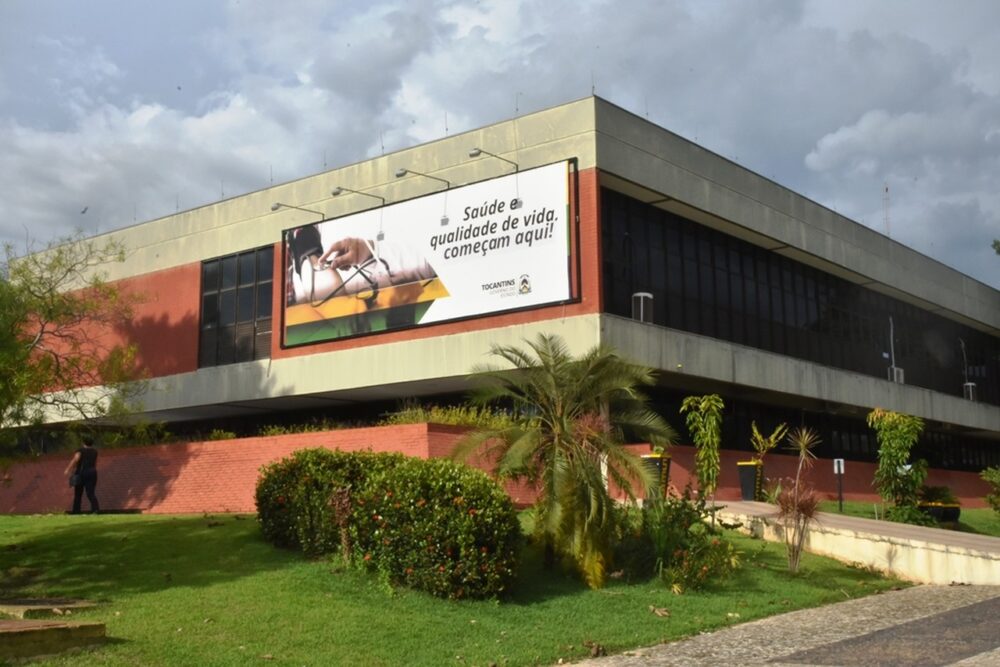 Estado do Tocantins procura médicos especialistas para contratação; salários chegam até R$ 15 mil