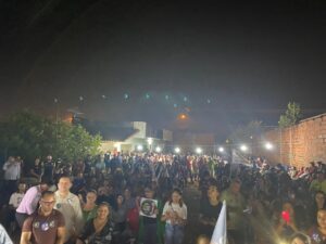 Candidato a deputado federal, Pastor Saulo Teles, "O Federal da Fé", reúne multidão na região sul de Palmas