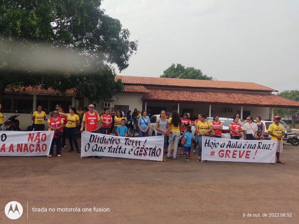 Em Guaraí, profissionais da educação em greve realizam ato público nesta quinta, 06