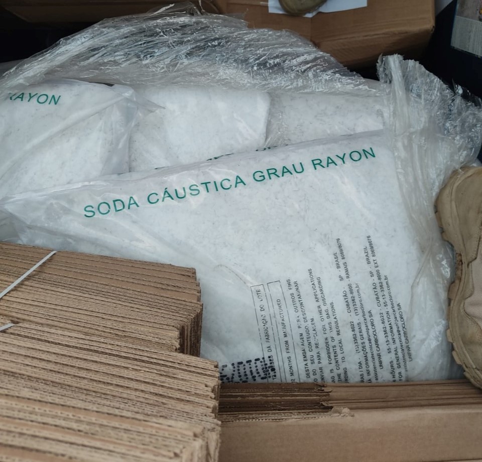 Mais de 4 mil kg de soda cáustica são apreendidos pela PRF em Gurupi; ao todo 4 toneladas de produtos perigosos foram recolhidos