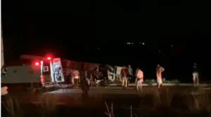 Acidentes envolvendo caminhões e ônibus marcam o final de semana no Tocantins