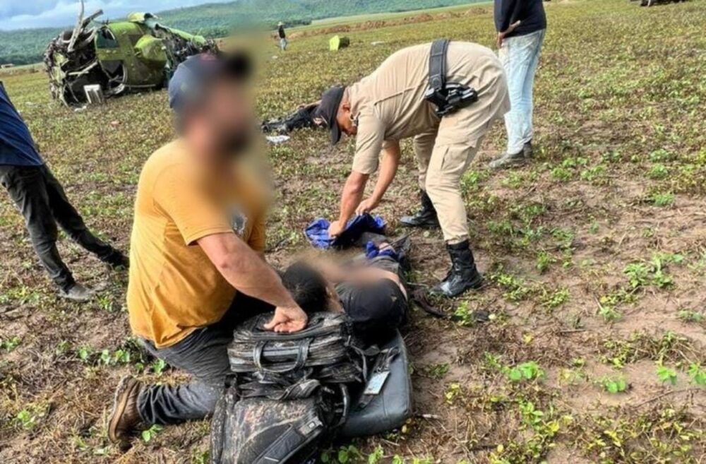 Helicóptero cai na plantação de uma fazenda em Porto Nacional e deixa ocupantes gravemente feridos; saiba mais