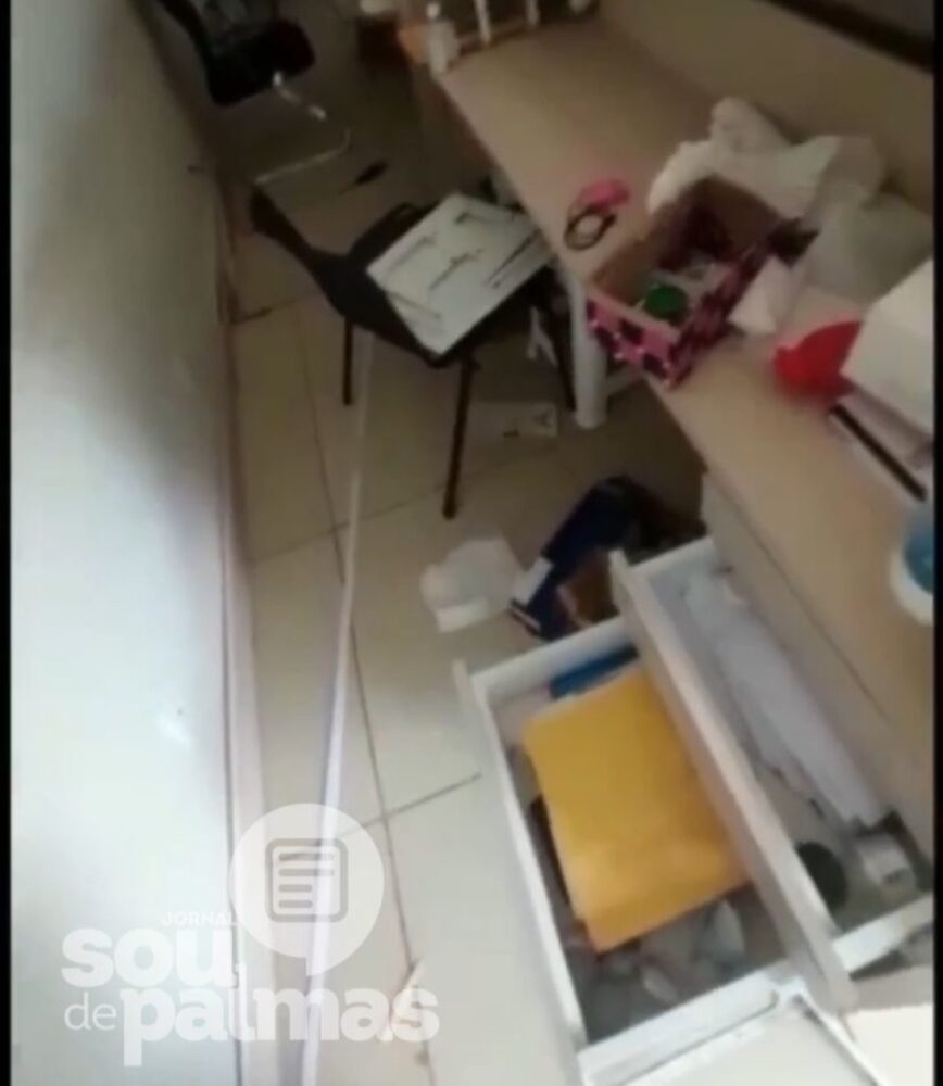 VÍDEO: Unidade de Saúde é invadida e furtada em Luzimangues; os criminosos levaram equipamentos e fiação elétrica