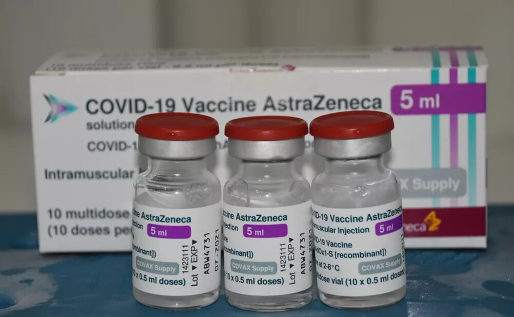 Lotes com 20 mil doses de vacina contra a Covid-19 chegam no Tocantins para crianças e adultos